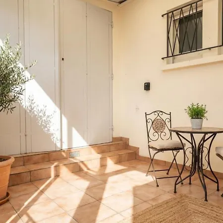 Maison Plain Pied Hyper Centre Avec Veranda 5 Min A Pied 3 Vila *