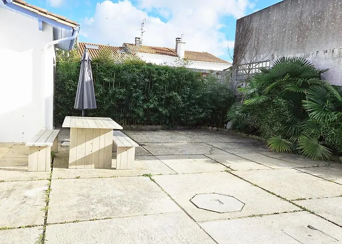 Maison Plain Pied Hyper Centre Avec Veranda 5 Min A Pied 3 Royan