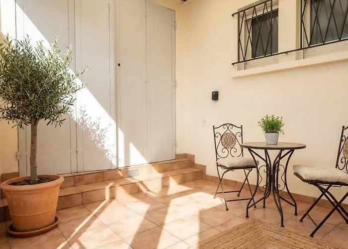 Maison Plain Pied Hyper Centre Avec Veranda 5 Min A Pied 3 빌라 *